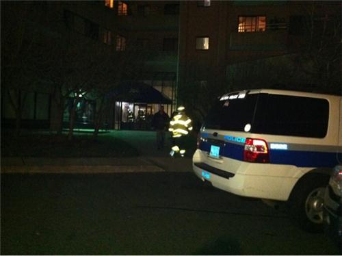 gg 500x374xdeputy-fd-scene_jpg_pagespeed_ic_-Hvc8UhKa1